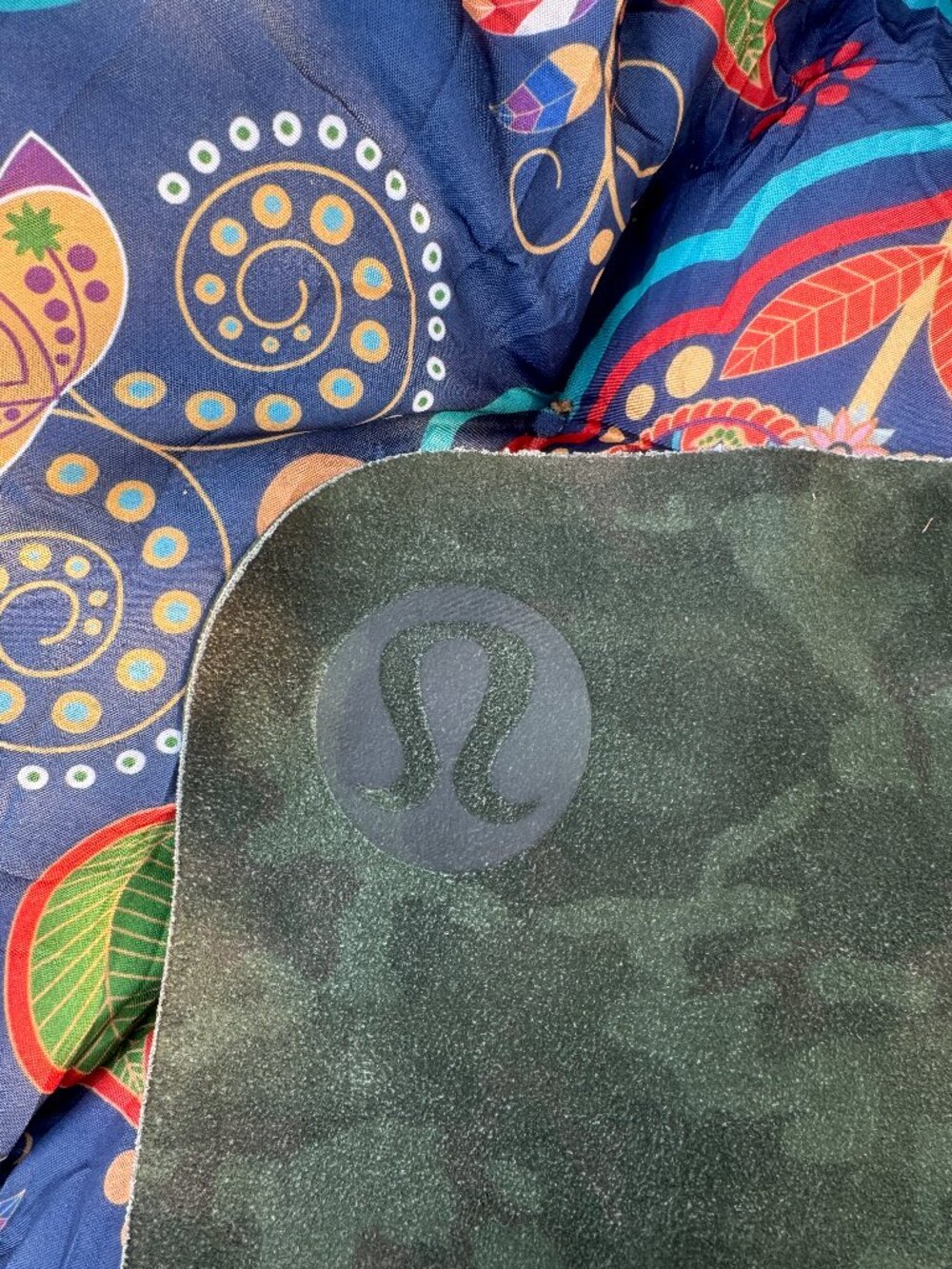 🧘‍♀️ Lululemon Camo Travel / Portable Yoga Mat Packable 5 lbs